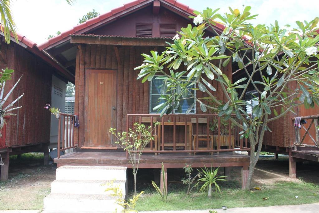 Thai Garden Inn Kanchanaburi Room photo